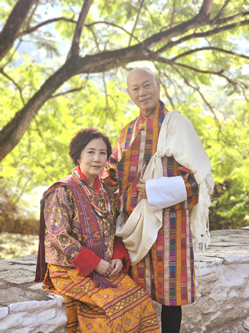 ◎ 阿姐家英在不丹拍結婚相。