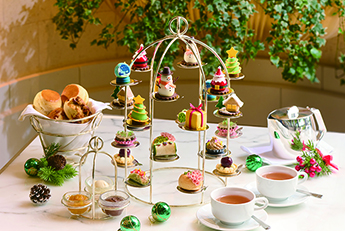 ◎ 湖畔意廊獻上聖誕主題下午茶套餐。