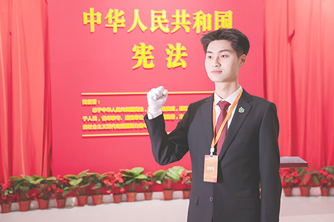 ◎ 理工大學生曾勝宏摘第十屆全國學生「學憲法講憲法」演講賽二等獎。
