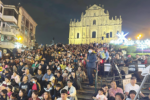◎ 「二0二五歡樂佳音平安夜」晚會昨日舉行。