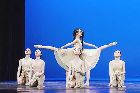 ◎ 現當代舞群舞「流光」。