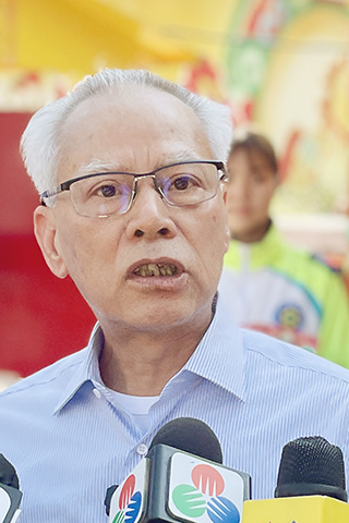 ◎ 行政長官岑浩輝接受訪問。