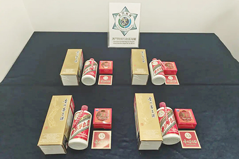 ◎ 繳獲的假冒貨品。