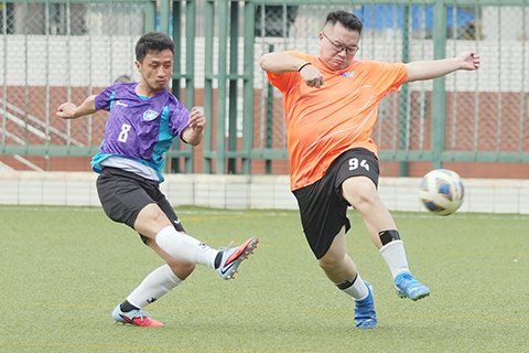 ◎ 澳門記協隊(左)擊敗廣州隊。