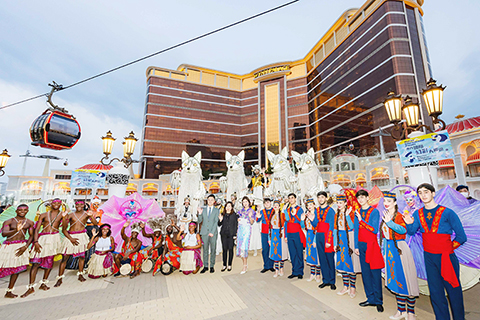 ◎ 永利奇幻湖景夜(亞美尼亞哈琴民族舞團、靈狐法影傳奇偶團、諾母大地之聲表演團、珊瑚海精靈巡遊隊)。